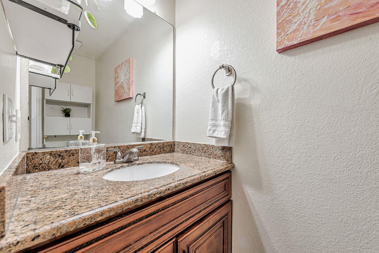 Detail Gallery Image 24 of 40 For 1046 Summerplace Dr, San Jose,  CA 95122 - 1 Beds | 1/1 Baths