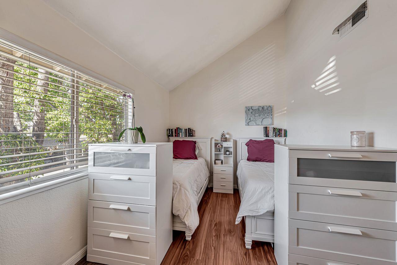 Detail Gallery Image 27 of 40 For 1046 Summerplace Dr, San Jose,  CA 95122 - 1 Beds | 1/1 Baths