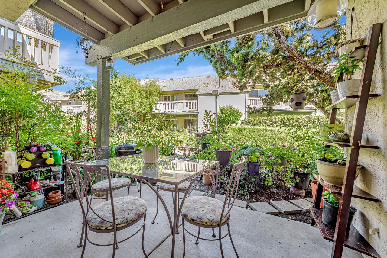Detail Gallery Image 30 of 40 For 1046 Summerplace Dr, San Jose,  CA 95122 - 1 Beds | 1/1 Baths