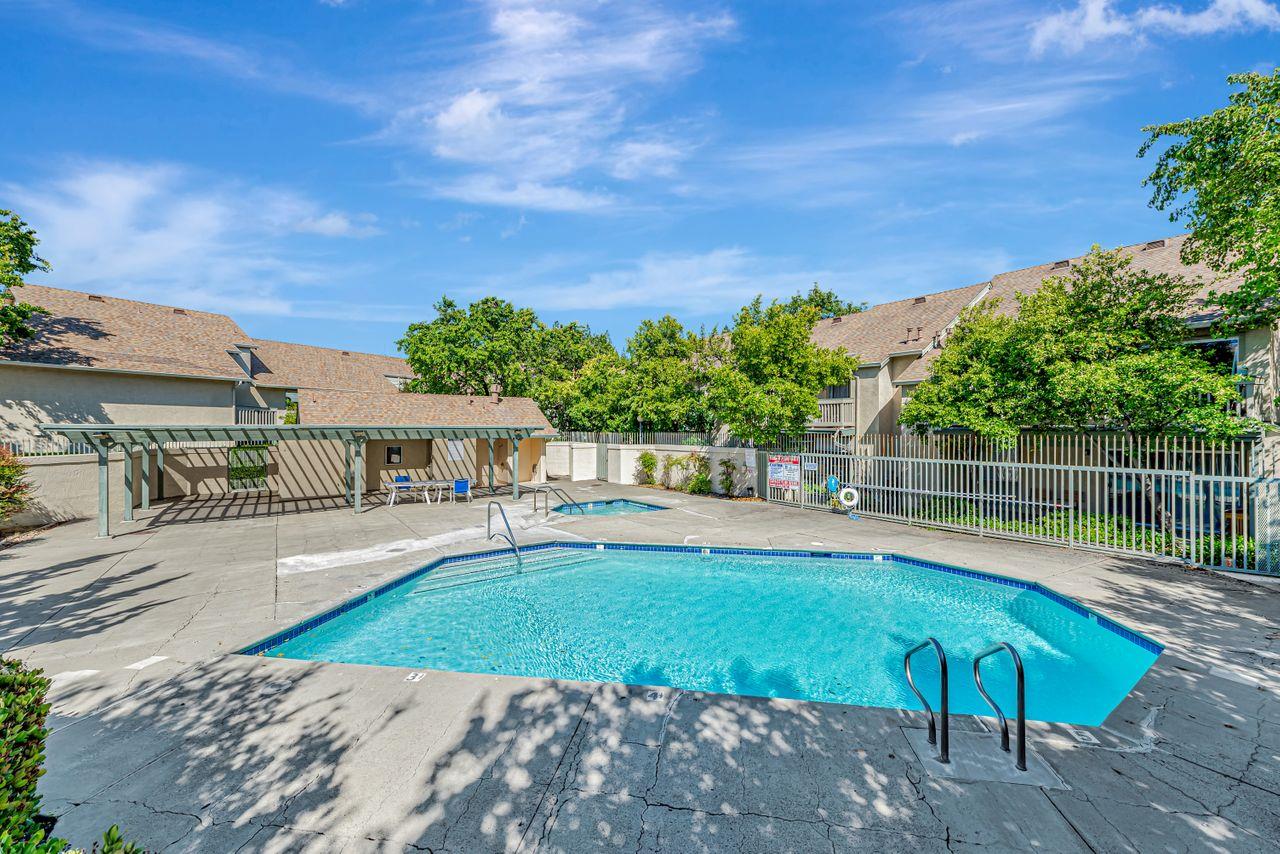 Detail Gallery Image 38 of 40 For 1046 Summerplace Dr, San Jose,  CA 95122 - 1 Beds | 1/1 Baths