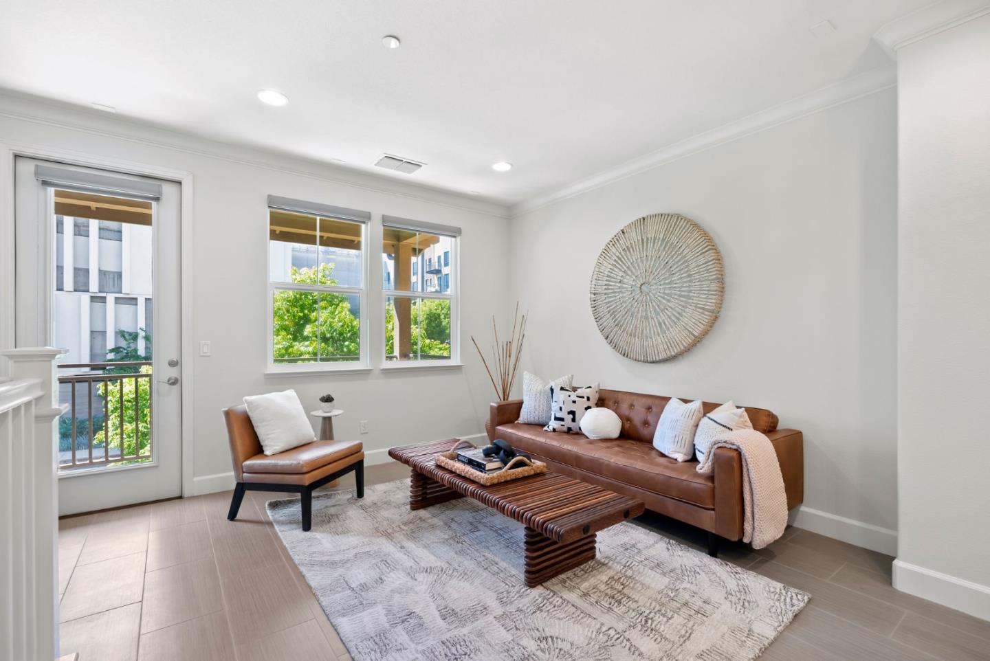 Detail Gallery Image 7 of 51 For 483 Rialto, San Jose,  CA 95128 - 3 Beds | 4 Baths