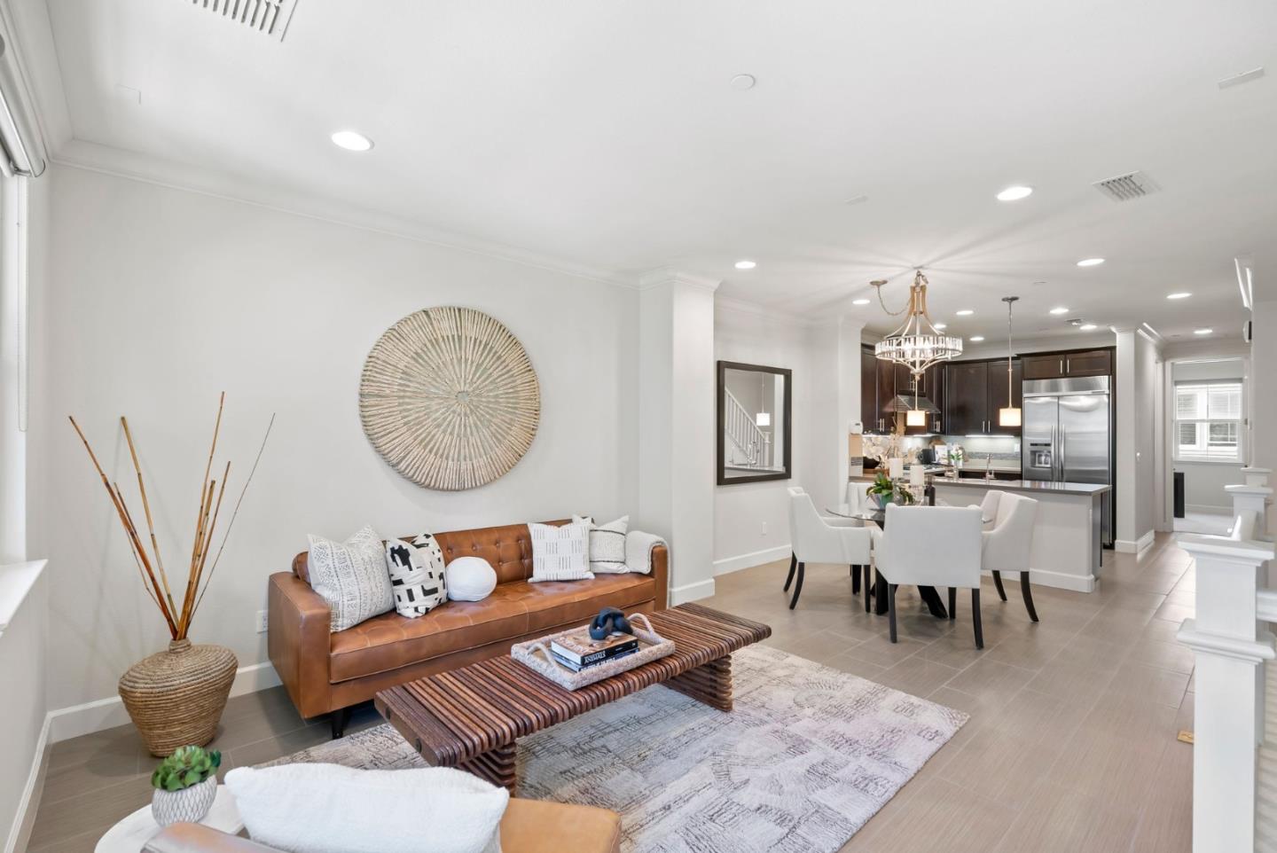 Detail Gallery Image 8 of 51 For 483 Rialto, San Jose,  CA 95128 - 3 Beds | 4 Baths