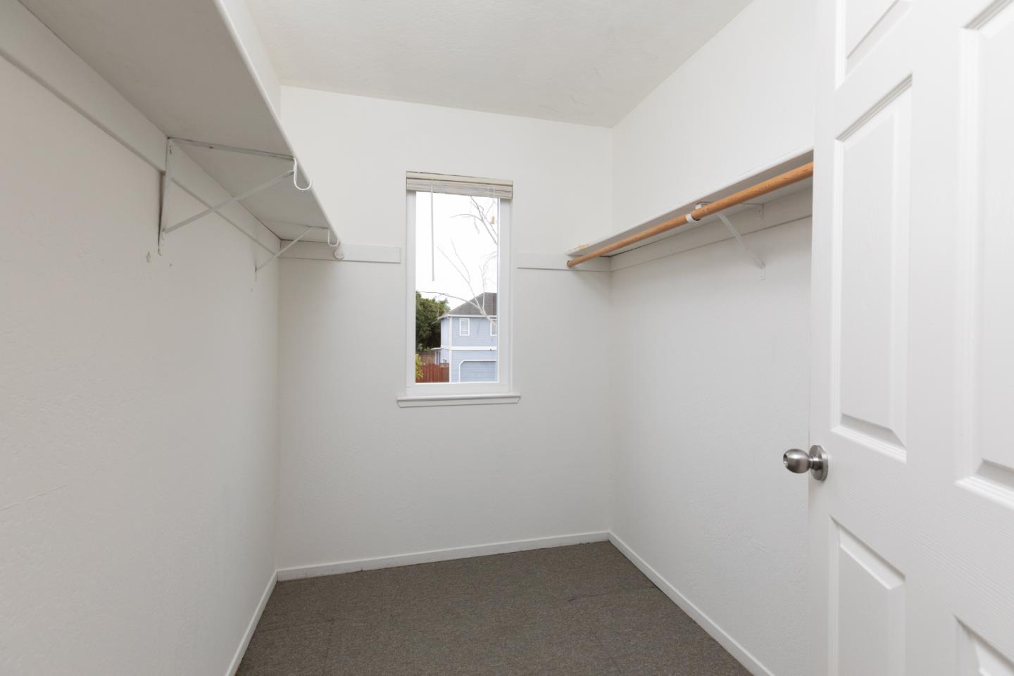 Detail Gallery Image 20 of 41 For 107 Pauline Dr, Watsonville,  CA 95076 - 6 Beds | 2/1 Baths