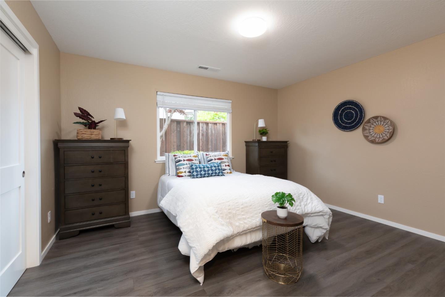 Detail Gallery Image 21 of 41 For 107 Pauline Dr, Watsonville,  CA 95076 - 6 Beds | 2/1 Baths