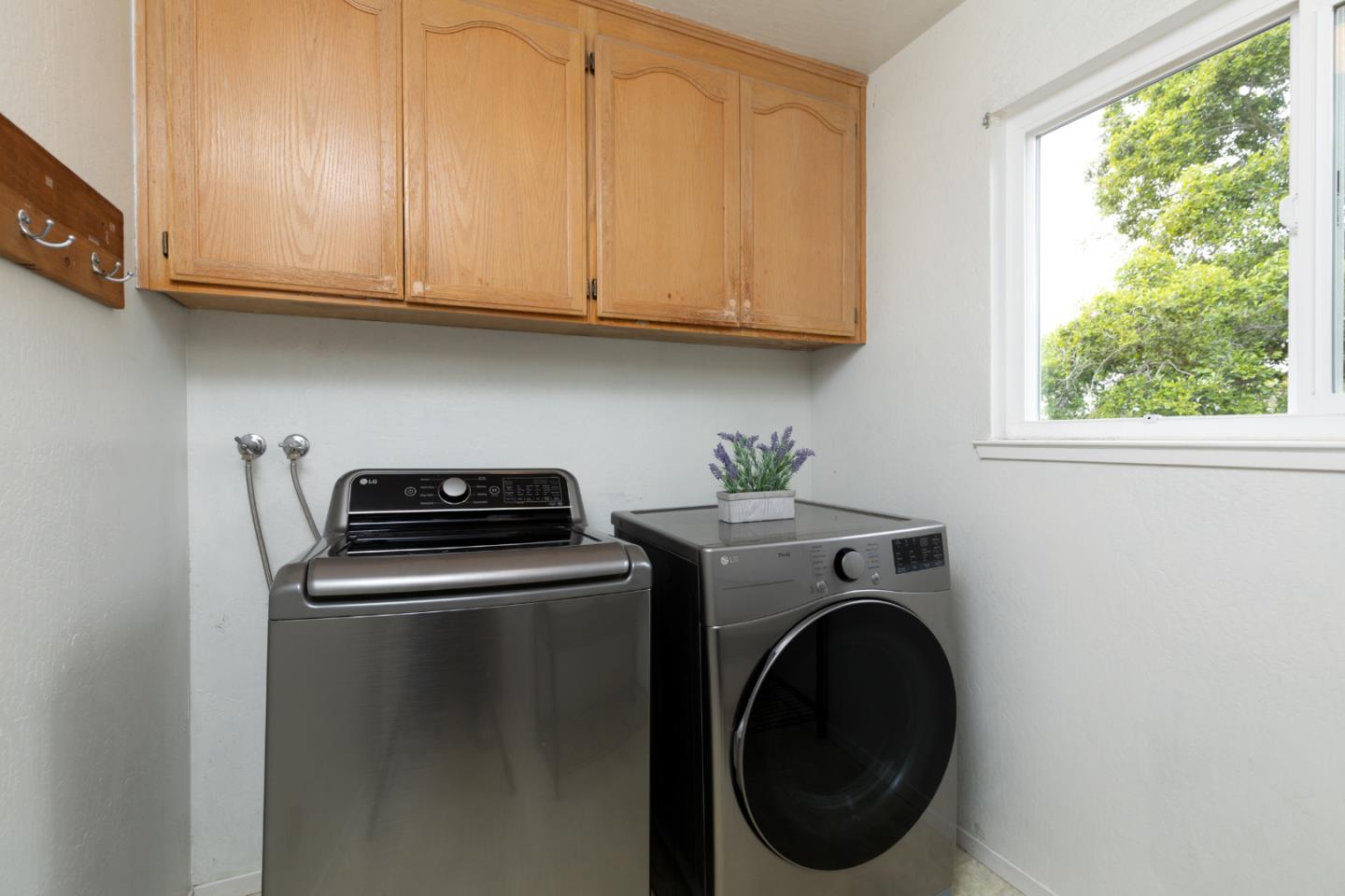 Detail Gallery Image 29 of 41 For 107 Pauline Dr, Watsonville,  CA 95076 - 6 Beds | 2/1 Baths