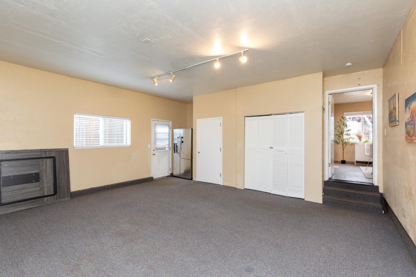 Detail Gallery Image 30 of 41 For 107 Pauline Dr, Watsonville,  CA 95076 - 6 Beds | 2/1 Baths
