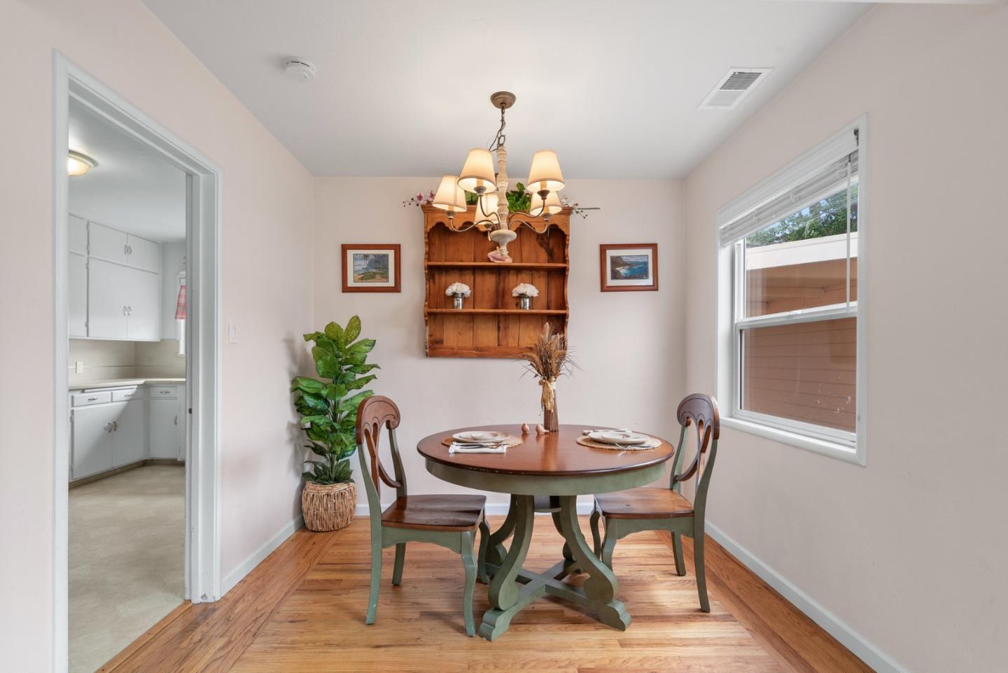 Detail Gallery Image 19 of 42 For 525 Laverne Ave, Aptos,  CA 95003 - 2 Beds | 1 Baths