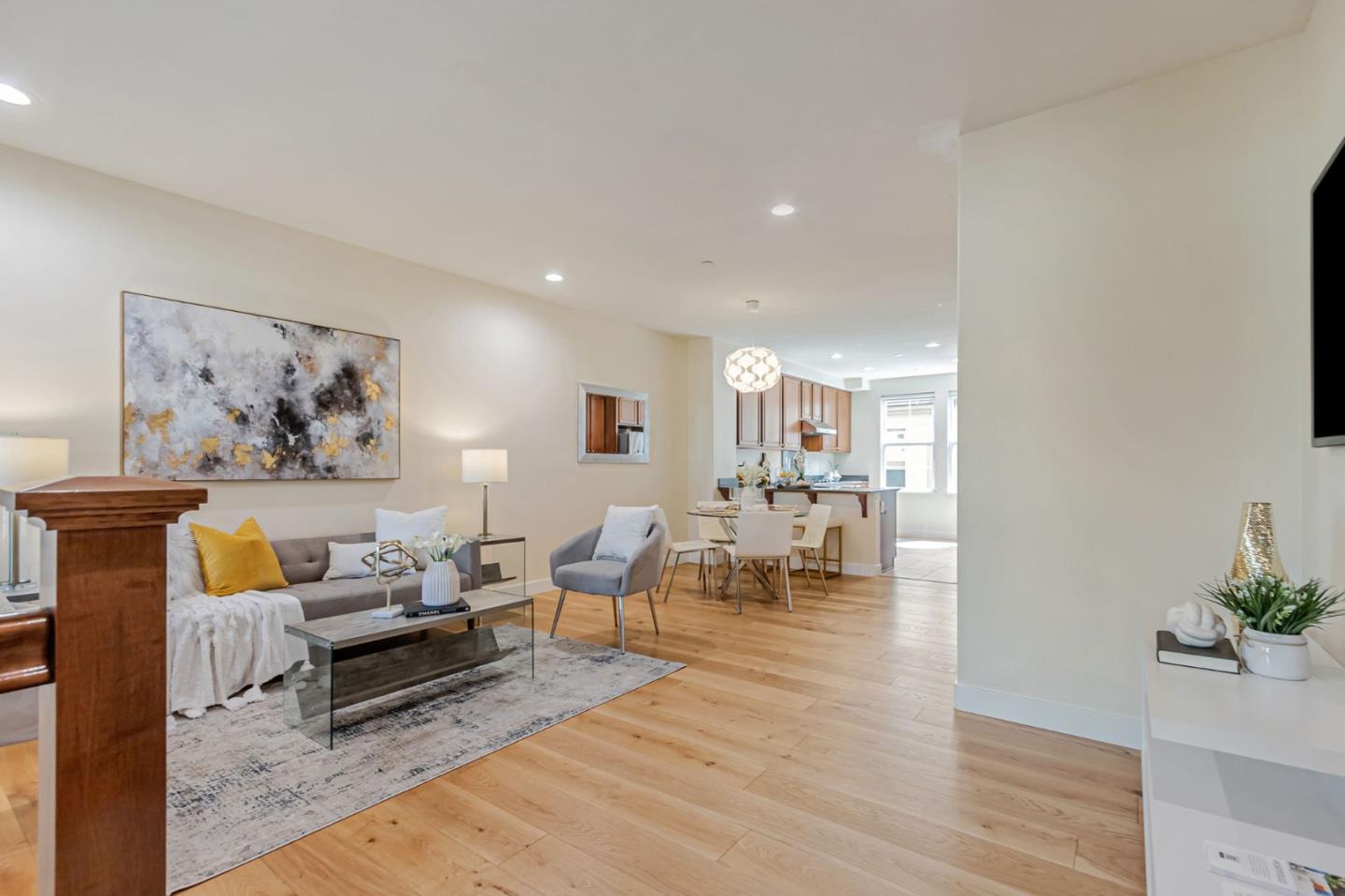 Detail Gallery Image 4 of 22 For 1642 Lorient Ter, San Jose,  CA 95133 - 2 Beds | 2 Baths