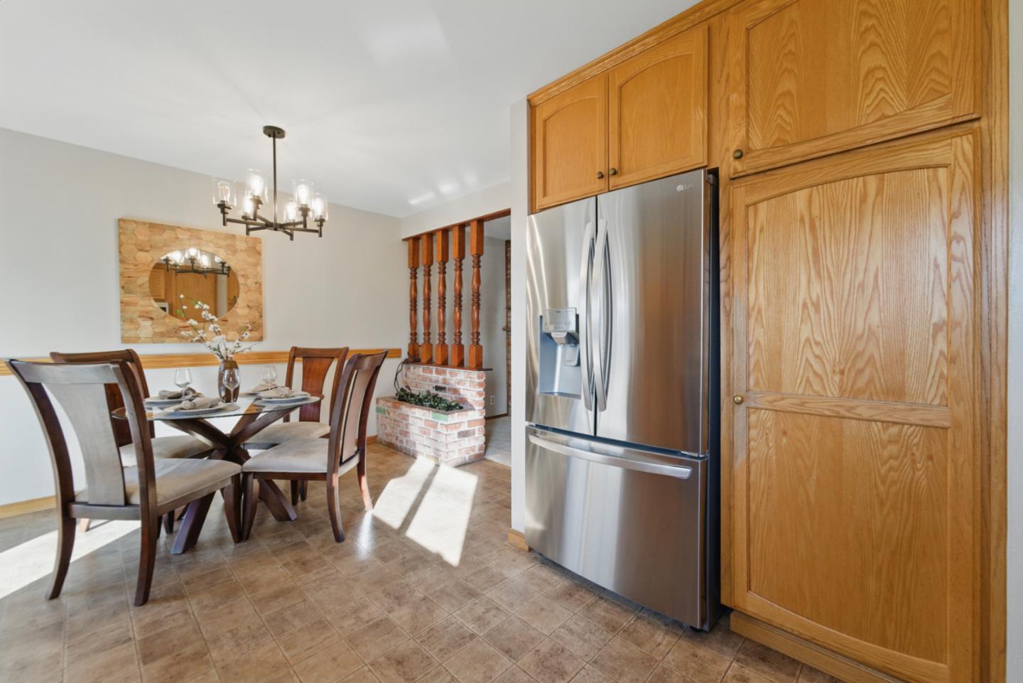 Detail Gallery Image 10 of 35 For 639 Overland Way, San Jose,  CA 95111 - 3 Beds | 2/1 Baths