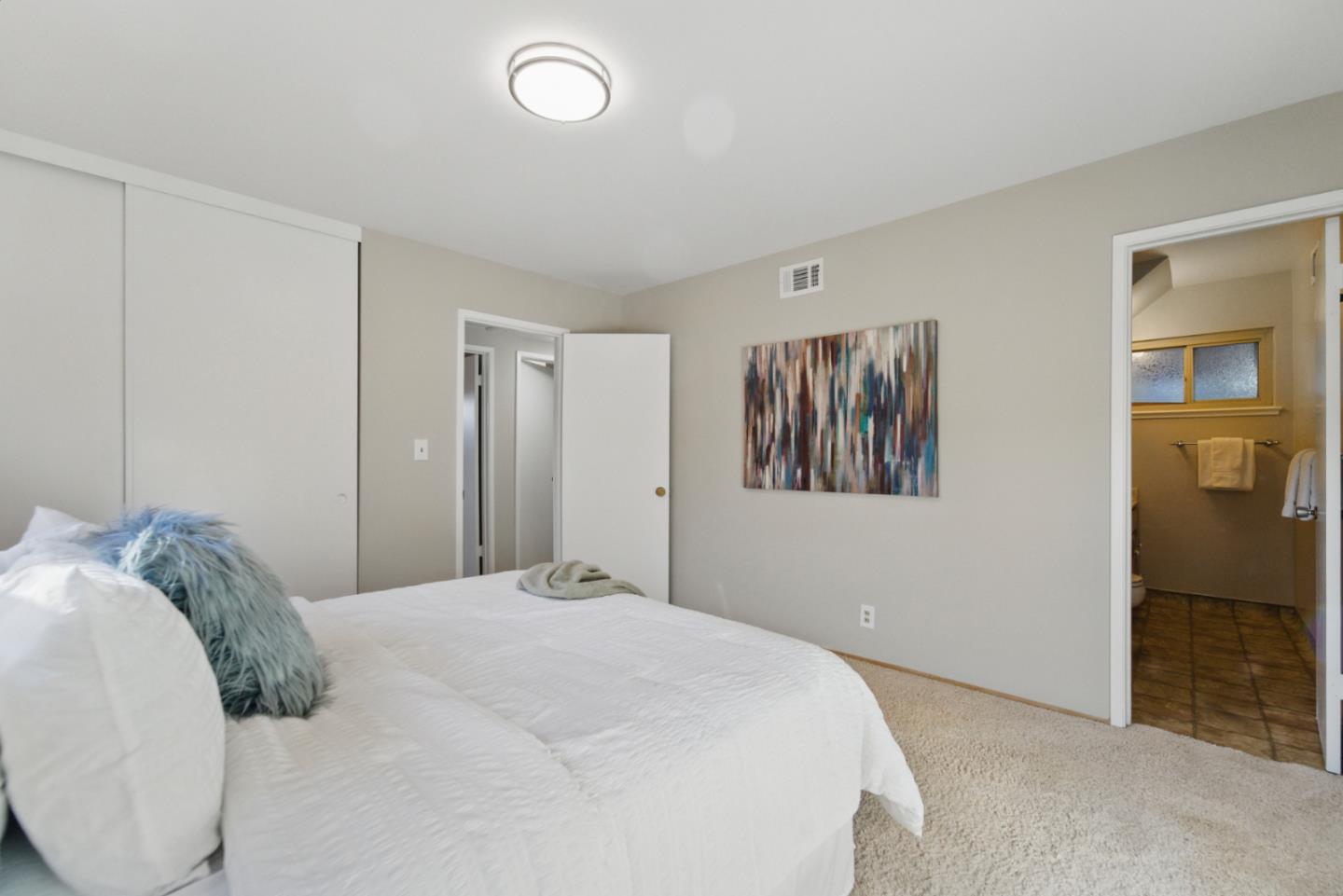 Detail Gallery Image 17 of 35 For 639 Overland Way, San Jose,  CA 95111 - 3 Beds | 2/1 Baths