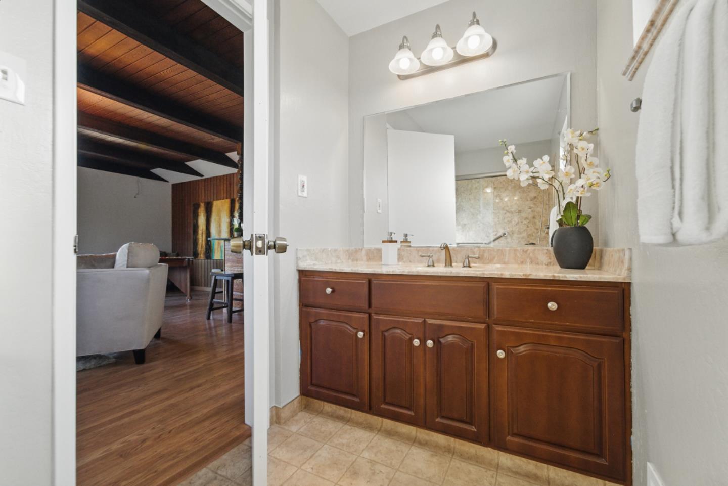 Detail Gallery Image 27 of 35 For 639 Overland Way, San Jose,  CA 95111 - 3 Beds | 2/1 Baths