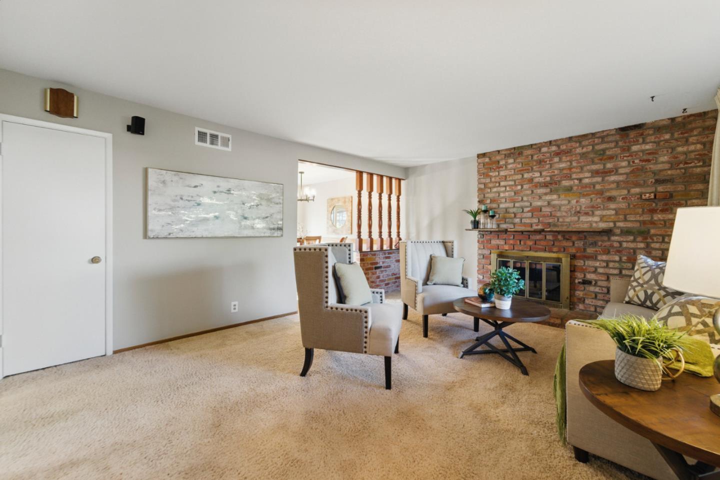 Detail Gallery Image 6 of 35 For 639 Overland Way, San Jose,  CA 95111 - 3 Beds | 2/1 Baths
