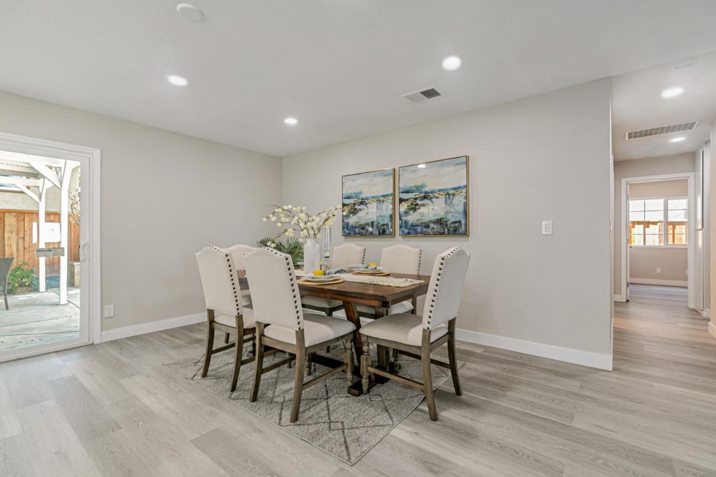 Detail Gallery Image 16 of 47 For 1252 Simonson Court, San Jose,  CA 95121 - 5 Beds | 2 Baths