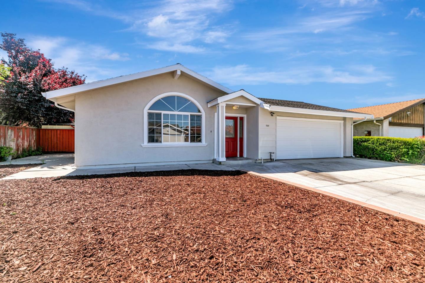 Detail Gallery Image 2 of 47 For 1252 Simonson Court, San Jose,  CA 95121 - 5 Beds | 2 Baths
