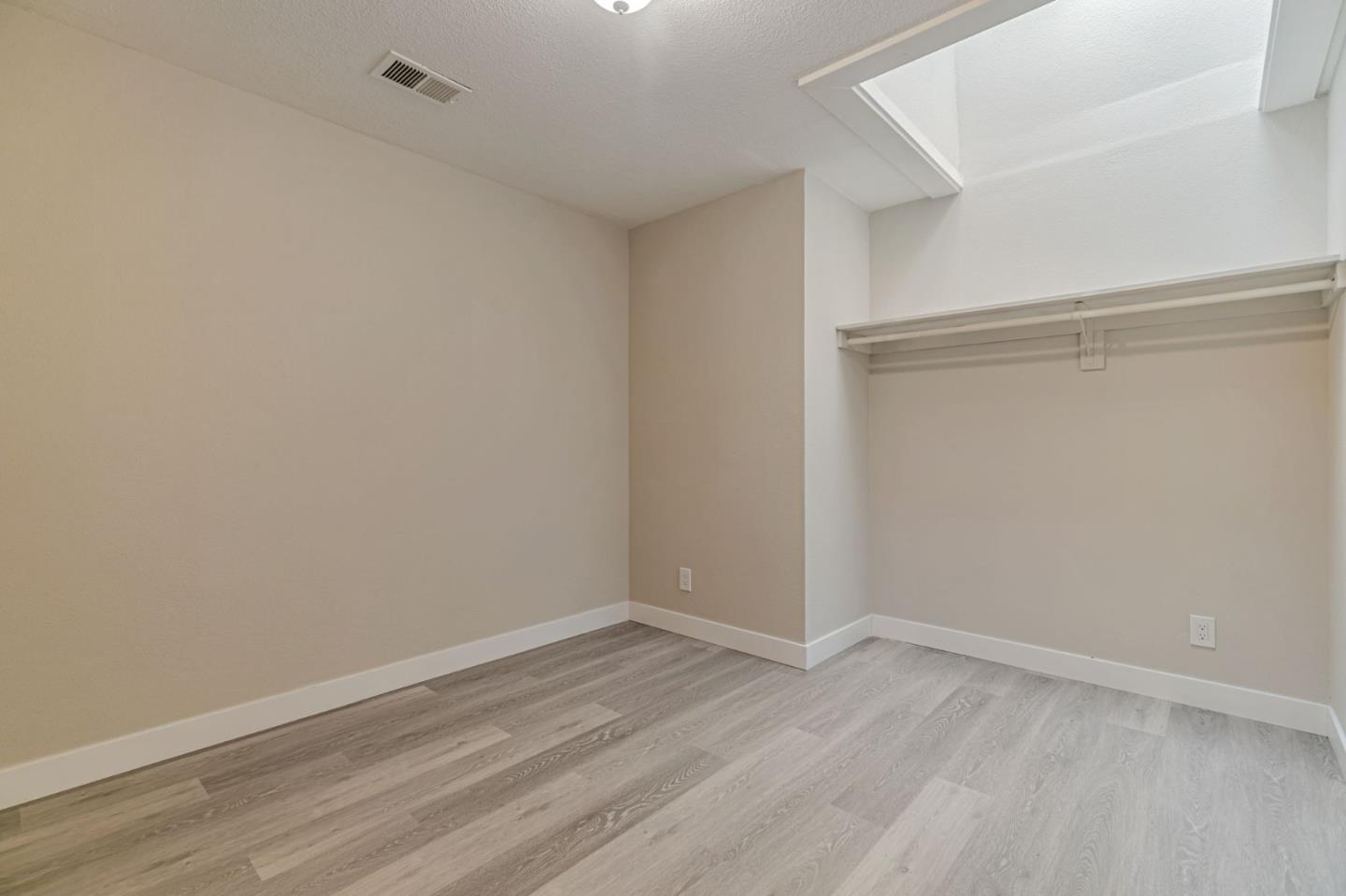 Detail Gallery Image 28 of 47 For 1252 Simonson Court, San Jose,  CA 95121 - 5 Beds | 2 Baths