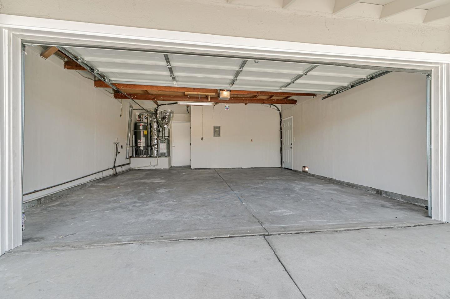 Detail Gallery Image 29 of 47 For 1252 Simonson Court, San Jose,  CA 95121 - 5 Beds | 2 Baths