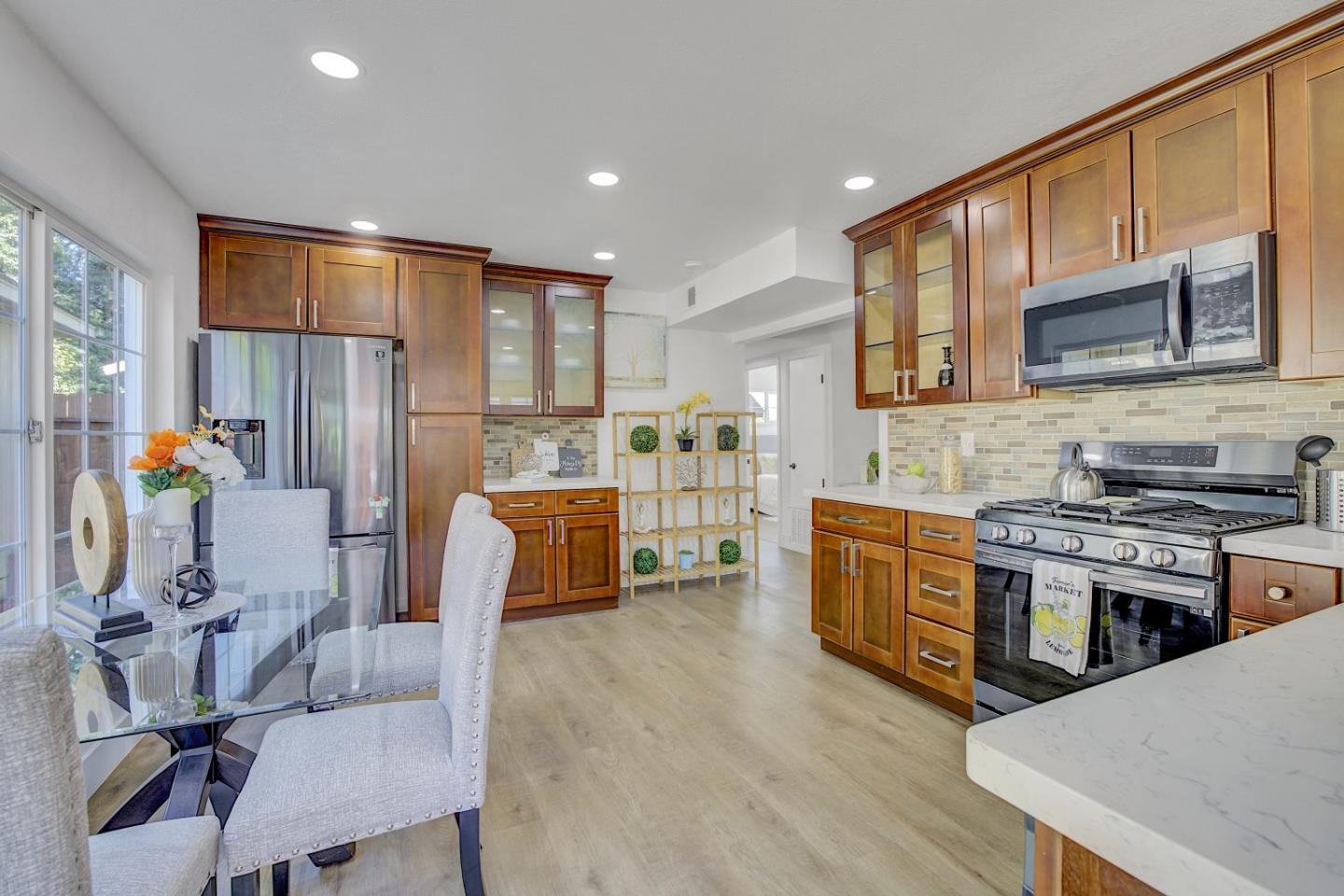 Detail Gallery Image 12 of 57 For 1280 Turrett Dr, San Jose,  CA 95131 - 4 Beds | 3 Baths