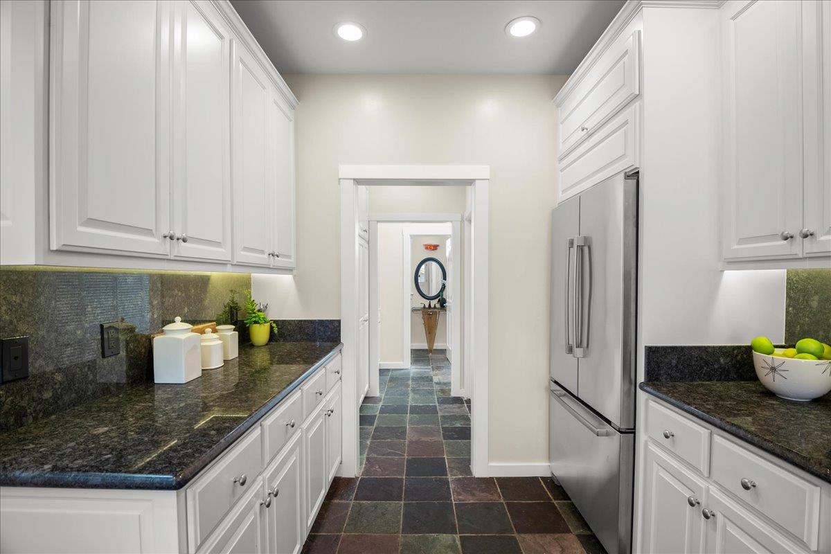 Detail Gallery Image 12 of 36 For 57 Ellenwood Ave, Los Gatos,  CA 95030 - 4 Beds | 4/1 Baths