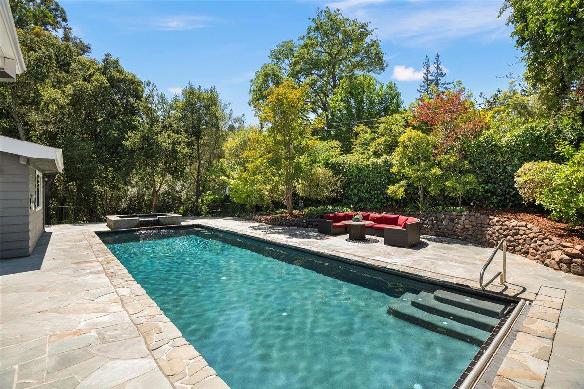 Detail Gallery Image 27 of 36 For 57 Ellenwood Ave, Los Gatos,  CA 95030 - 4 Beds | 4/1 Baths