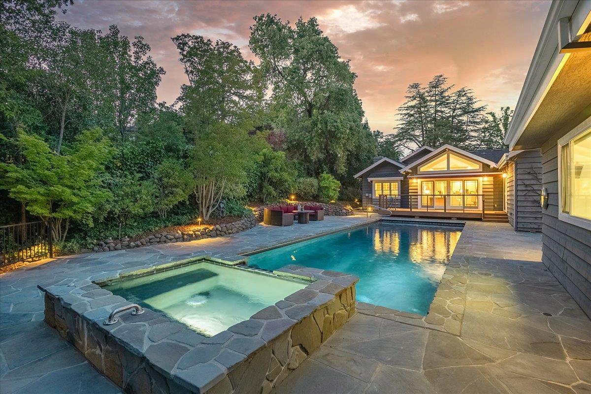 Detail Gallery Image 31 of 36 For 57 Ellenwood Ave, Los Gatos,  CA 95030 - 4 Beds | 4/1 Baths