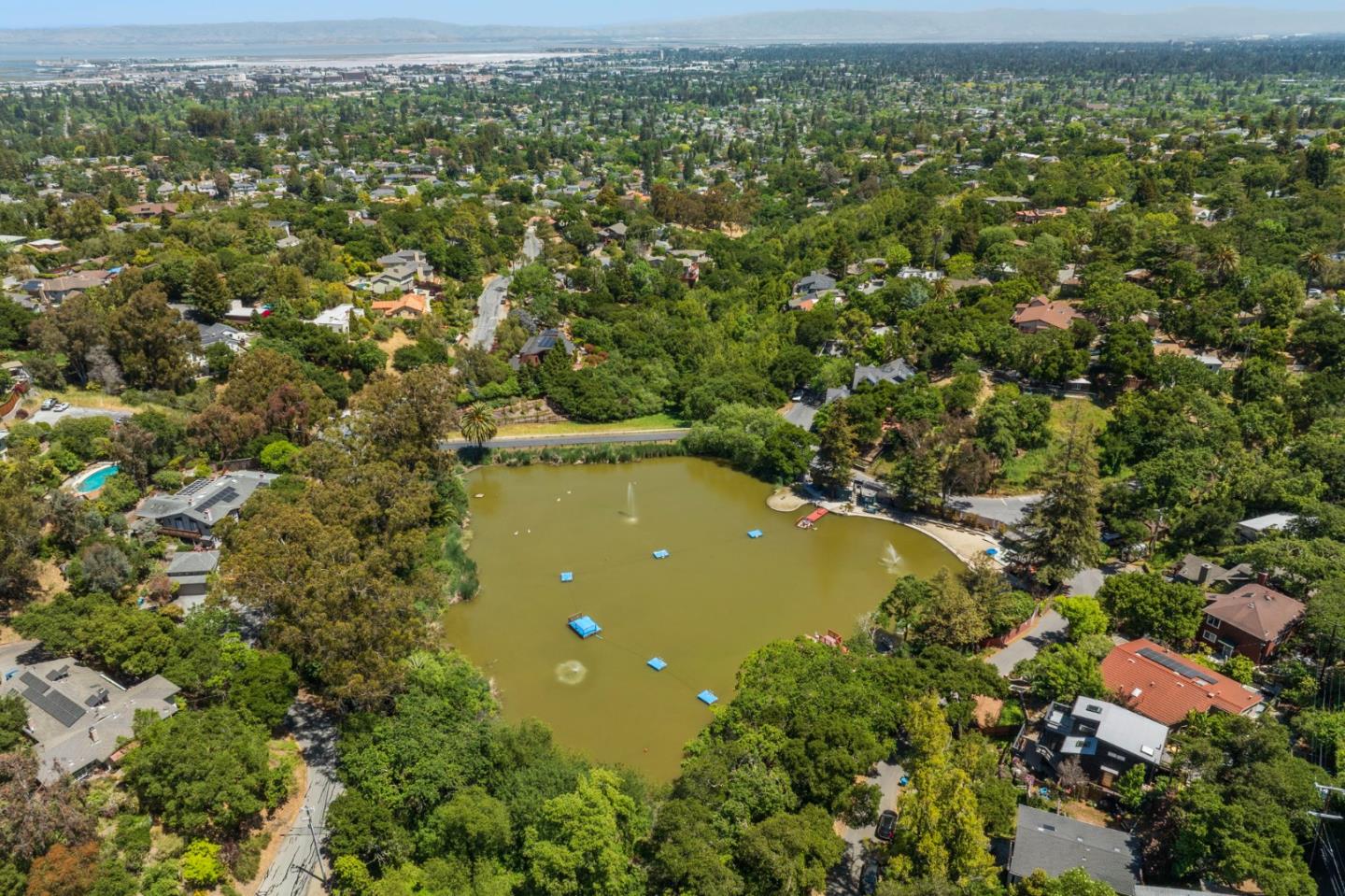 Detail Gallery Image 110 of 111 For 3554 Oak Knoll Dr, Redwood City,  CA 94062 - 3 Beds | 2/1 Baths
