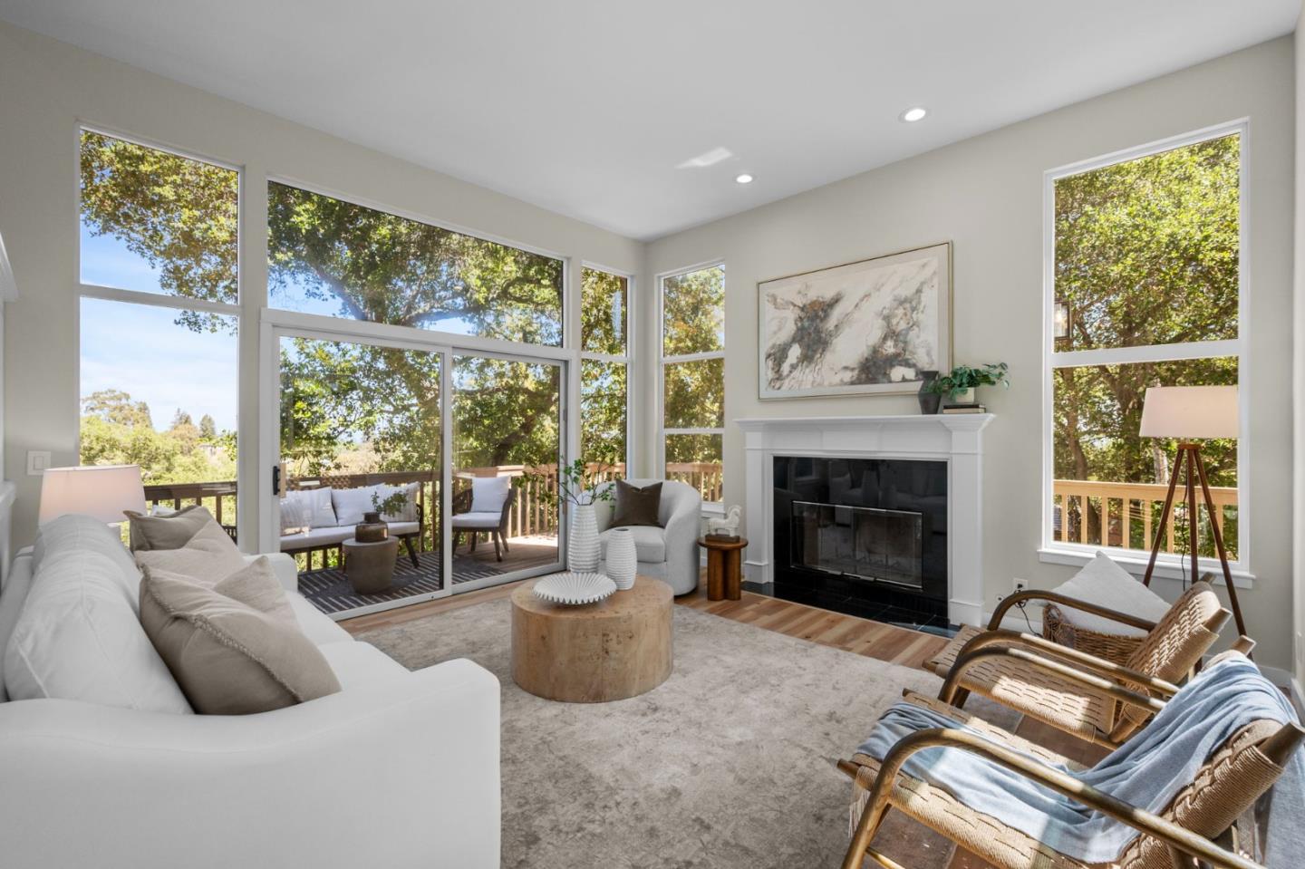 Detail Gallery Image 15 of 111 For 3554 Oak Knoll Dr, Redwood City,  CA 94062 - 3 Beds | 2/1 Baths