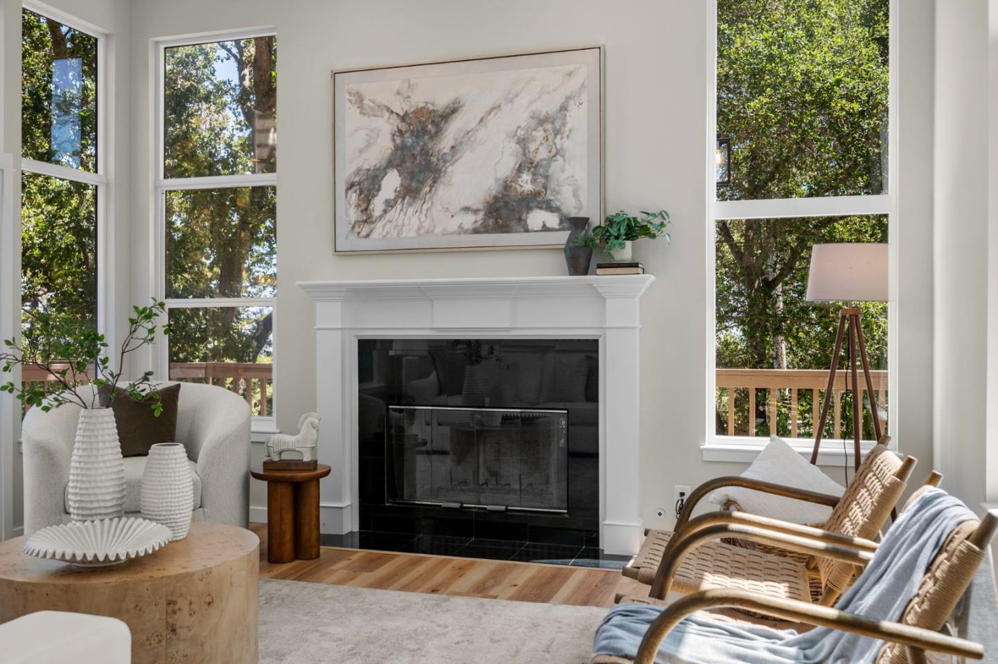 Detail Gallery Image 16 of 111 For 3554 Oak Knoll Dr, Redwood City,  CA 94062 - 3 Beds | 2/1 Baths