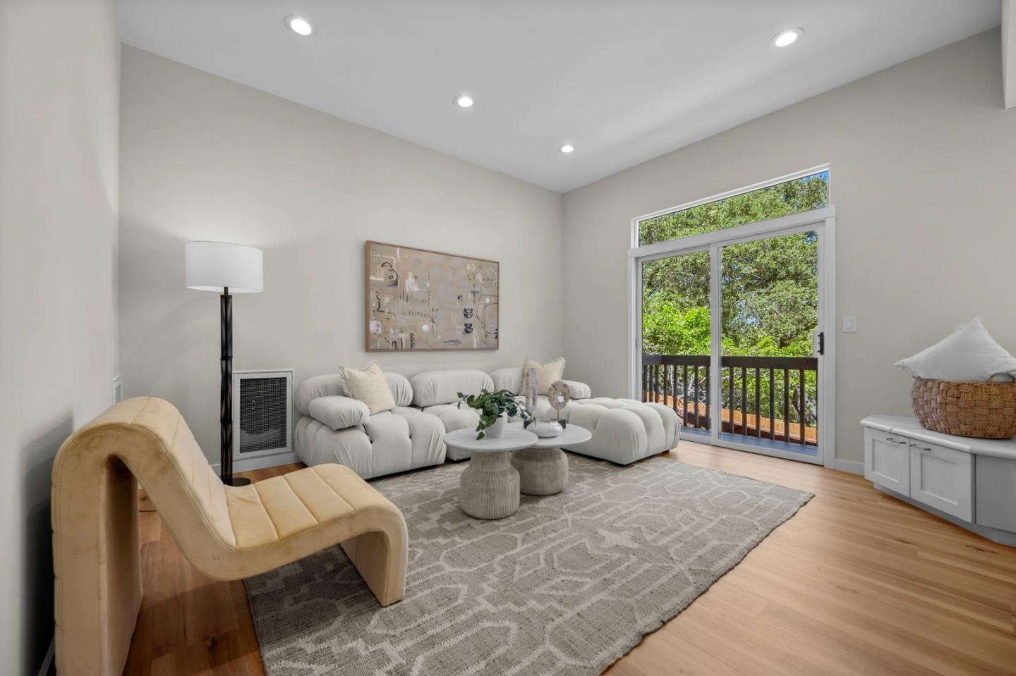 Detail Gallery Image 44 of 111 For 3554 Oak Knoll Dr, Redwood City,  CA 94062 - 3 Beds | 2/1 Baths