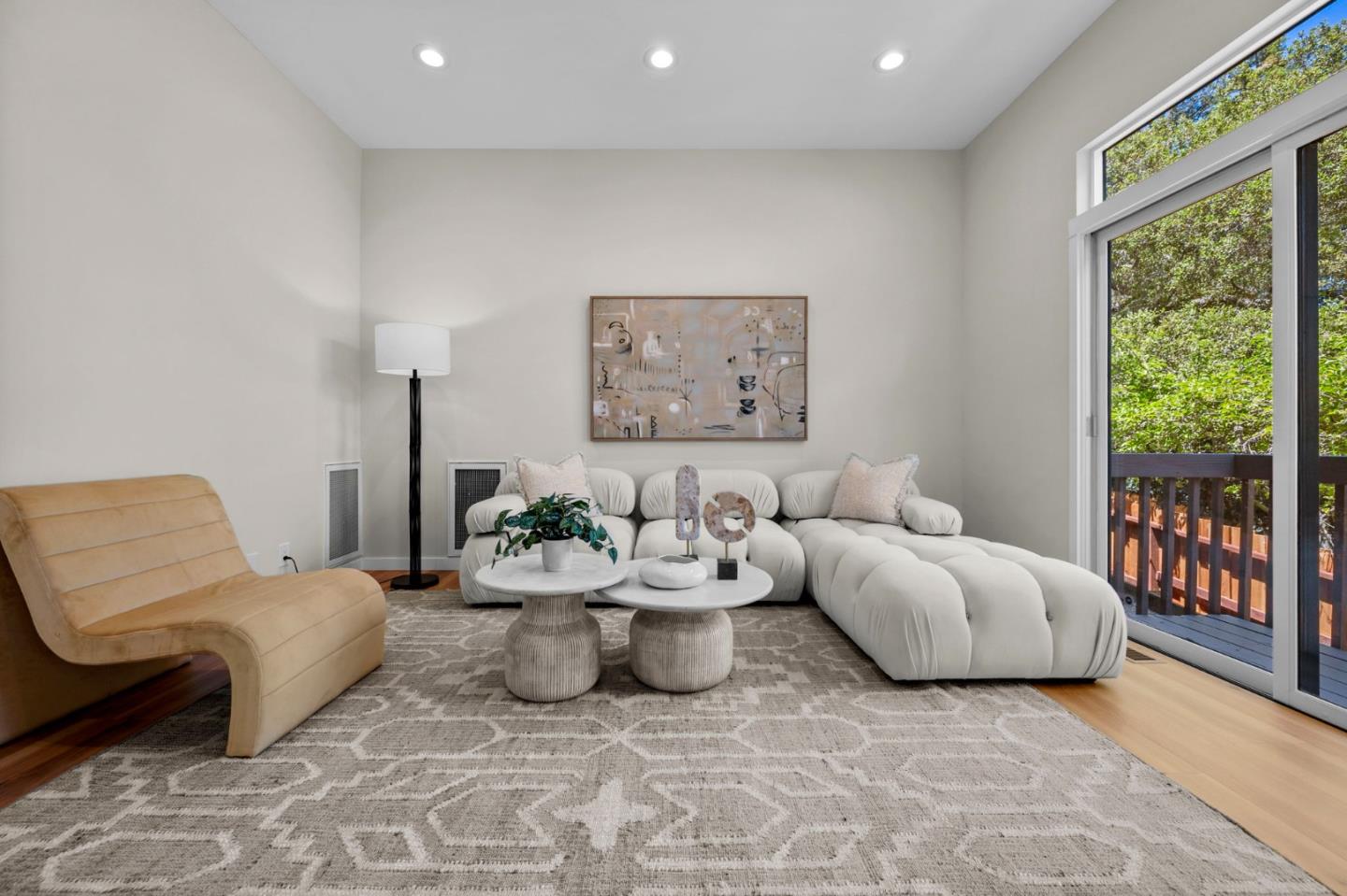 Detail Gallery Image 45 of 111 For 3554 Oak Knoll Dr, Redwood City,  CA 94062 - 3 Beds | 2/1 Baths