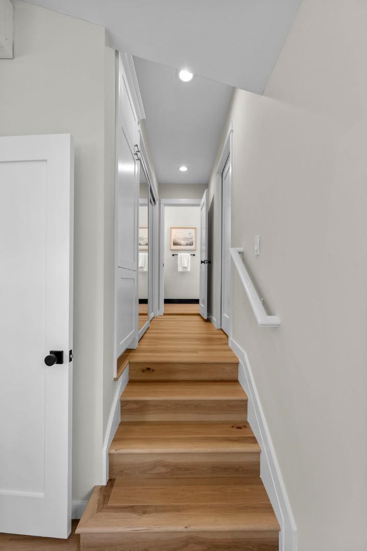 Detail Gallery Image 60 of 111 For 3554 Oak Knoll Dr, Redwood City,  CA 94062 - 3 Beds | 2/1 Baths