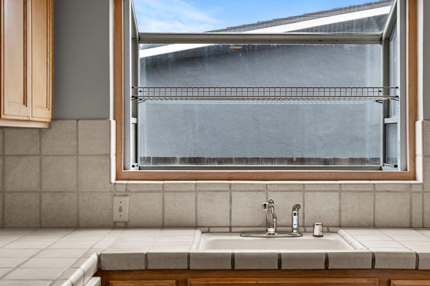 Detail Gallery Image 24 of 43 For 526 Redwood Ave, San Bruno,  CA 94066 - 3 Beds | 2 Baths
