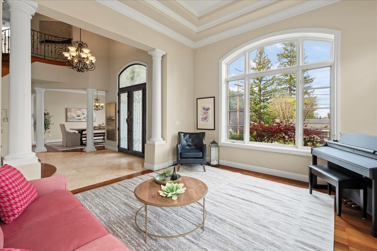 Detail Gallery Image 12 of 60 For 1271 Bellair Way, Menlo Park,  CA 94025 - 5 Beds | 4/1 Baths
