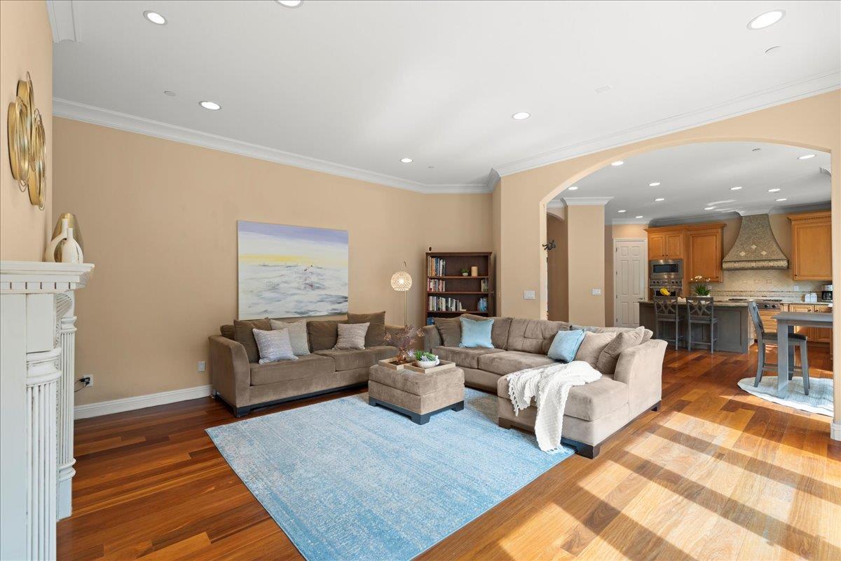 Detail Gallery Image 19 of 60 For 1271 Bellair Way, Menlo Park,  CA 94025 - 5 Beds | 4/1 Baths