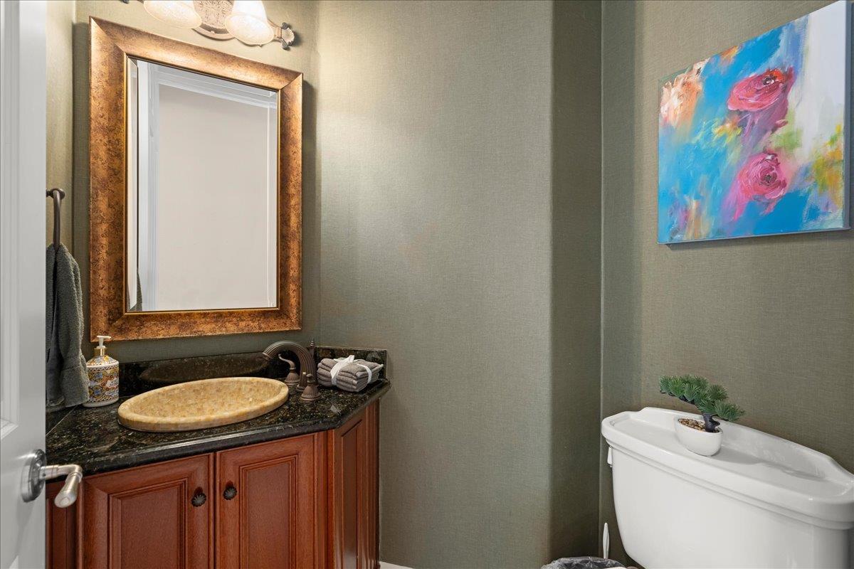 Detail Gallery Image 41 of 60 For 1271 Bellair Way, Menlo Park,  CA 94025 - 5 Beds | 4/1 Baths