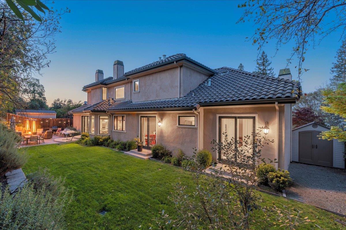 Detail Gallery Image 47 of 60 For 1271 Bellair Way, Menlo Park,  CA 94025 - 5 Beds | 4/1 Baths