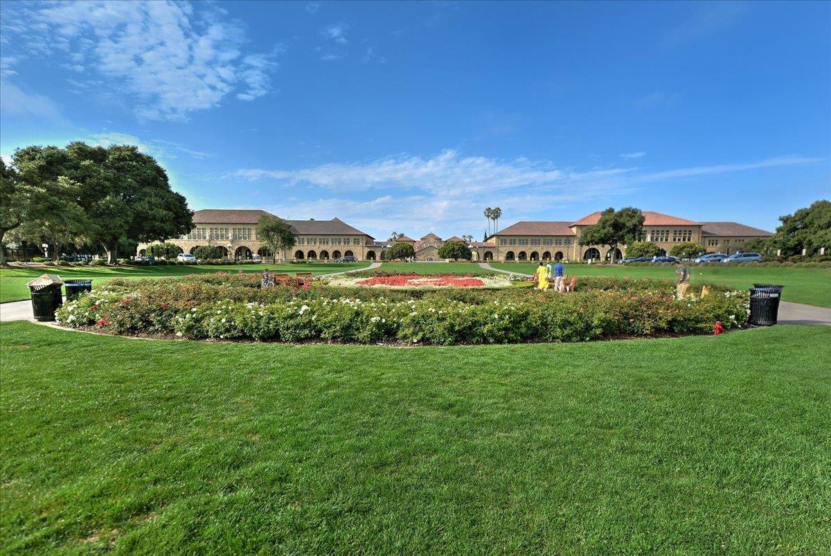 Detail Gallery Image 57 of 60 For 1271 Bellair Way, Menlo Park,  CA 94025 - 5 Beds | 4/1 Baths