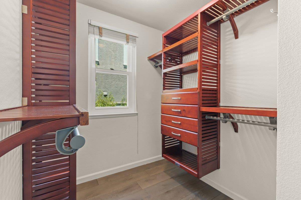 Detail Gallery Image 19 of 31 For 1051 Nobel Dr, Santa Cruz,  CA 95060 - 3 Beds | 2 Baths