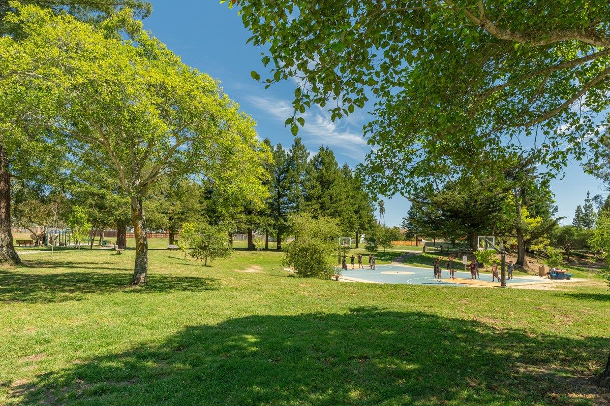 Detail Gallery Image 29 of 31 For 1051 Nobel Dr, Santa Cruz,  CA 95060 - 3 Beds | 2 Baths