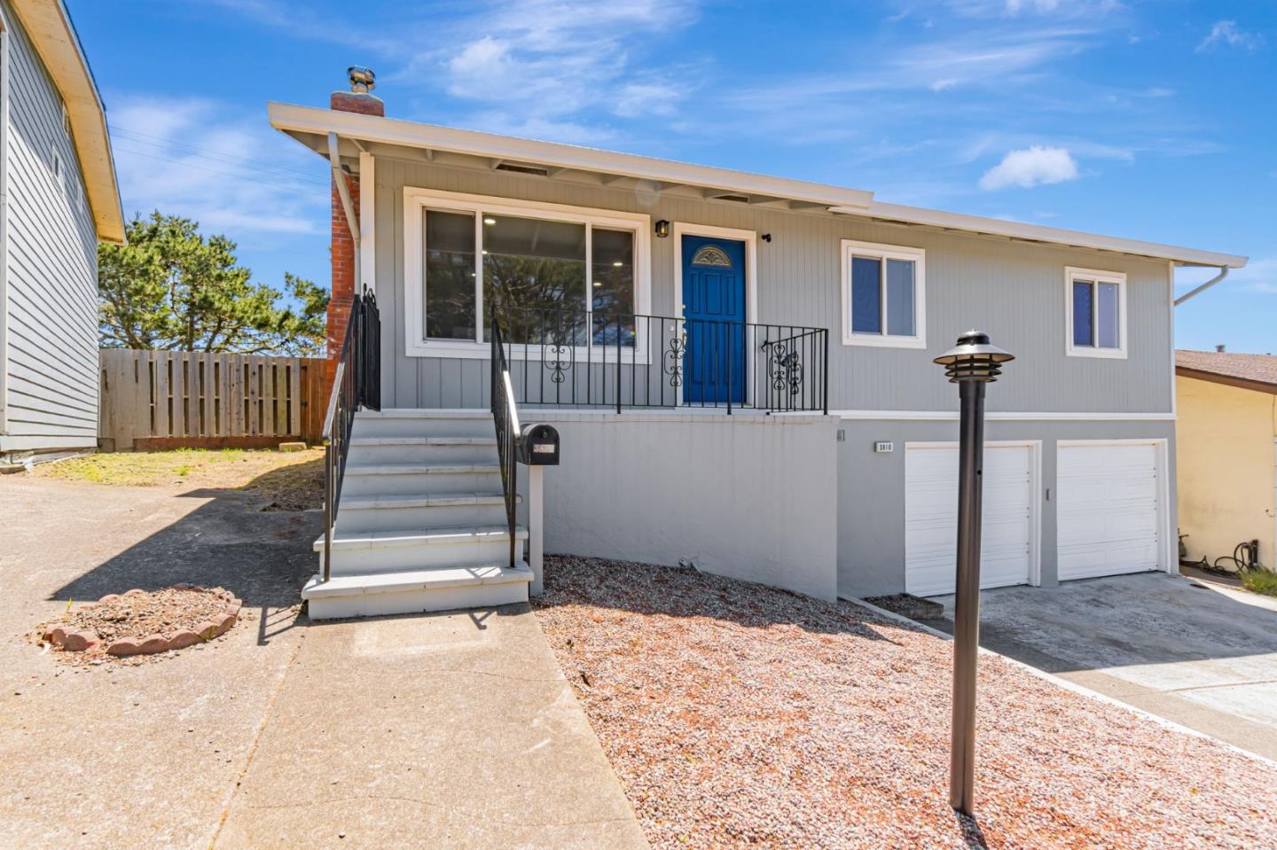 Detail Gallery Image 2 of 50 For 3810 Coronado Way, San Bruno,  CA 94066 - 3 Beds | 2 Baths