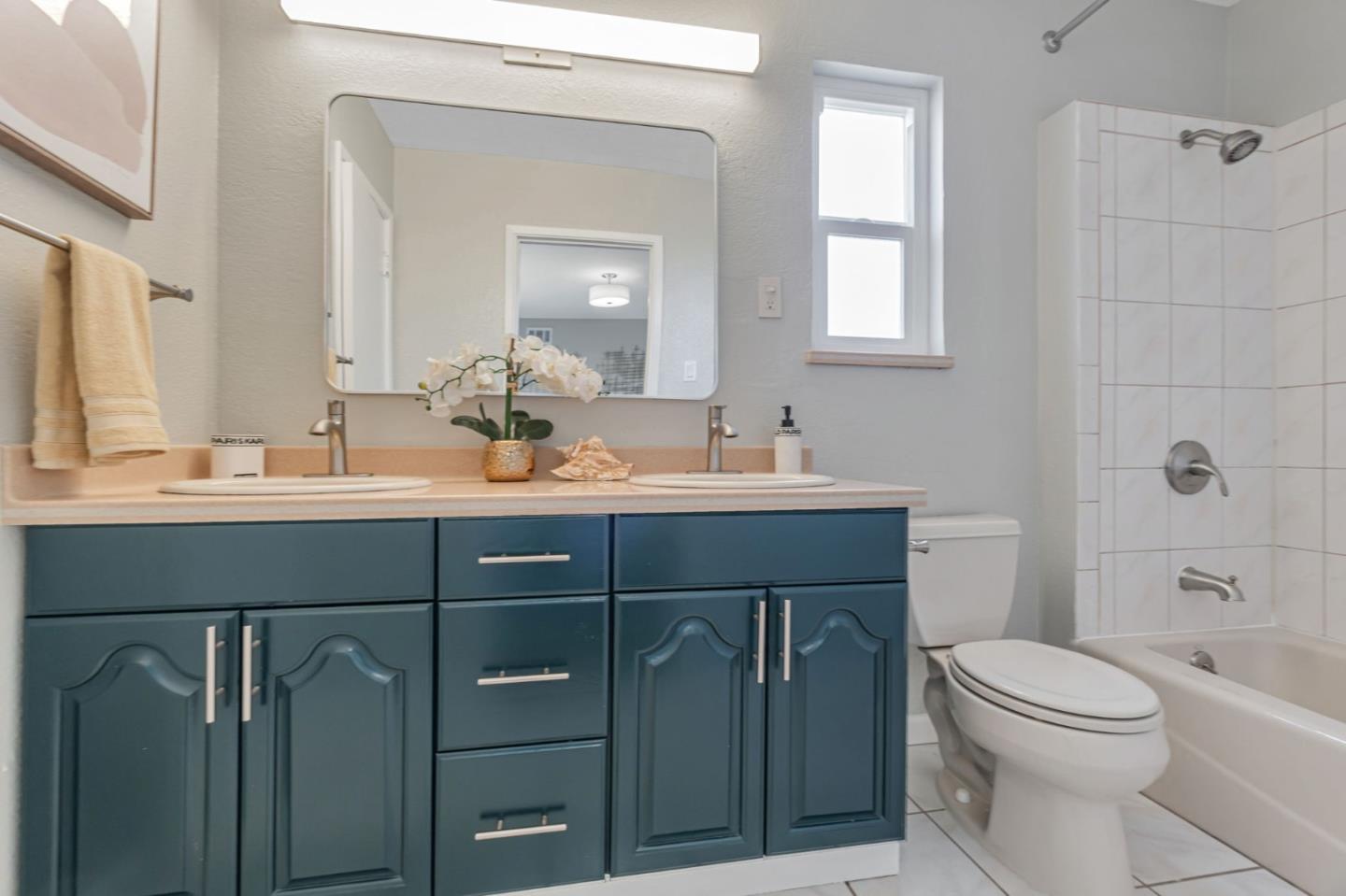 Detail Gallery Image 32 of 50 For 3810 Coronado Way, San Bruno,  CA 94066 - 3 Beds | 2 Baths