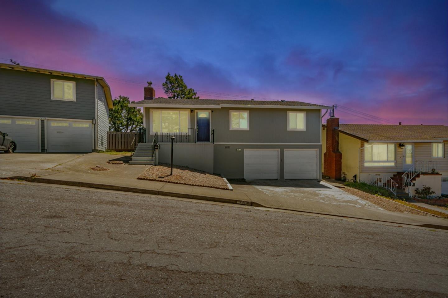 Detail Gallery Image 4 of 50 For 3810 Coronado Way, San Bruno,  CA 94066 - 3 Beds | 2 Baths
