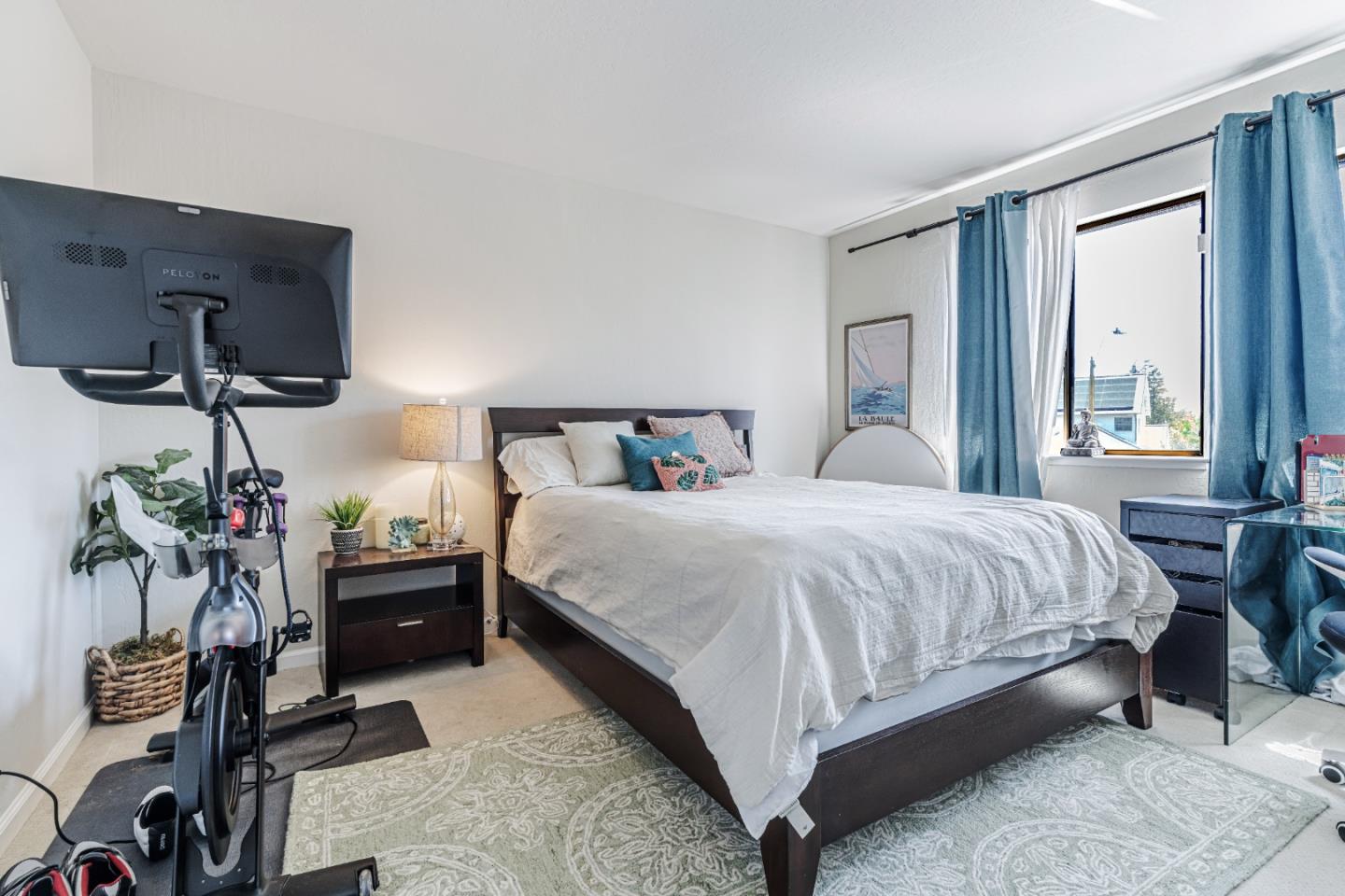 Detail Gallery Image 14 of 25 For 764 Bain Pl, Redwood City,  CA 94062 - 4 Beds | 3 Baths