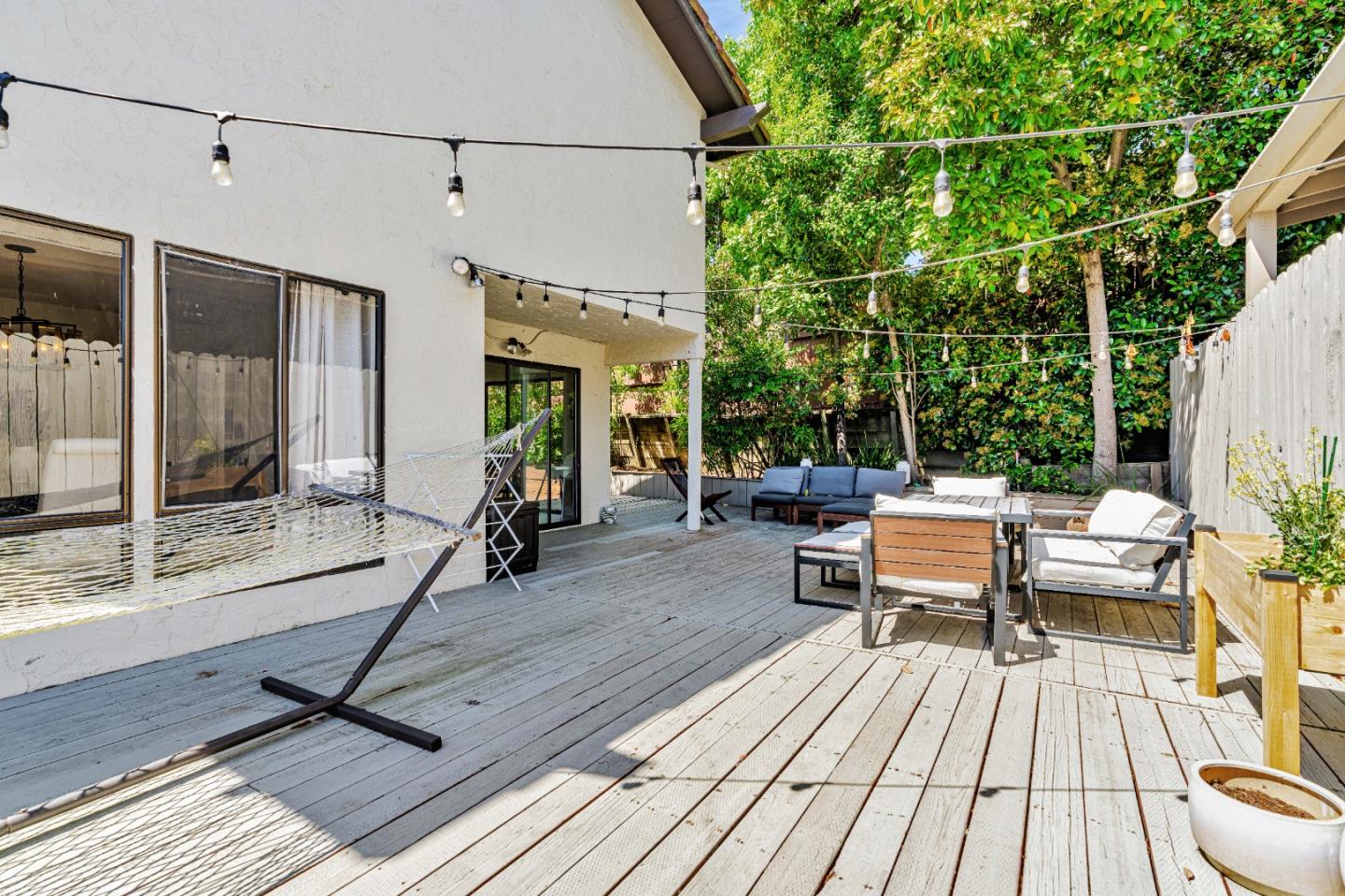 Detail Gallery Image 24 of 25 For 764 Bain Pl, Redwood City,  CA 94062 - 4 Beds | 3 Baths