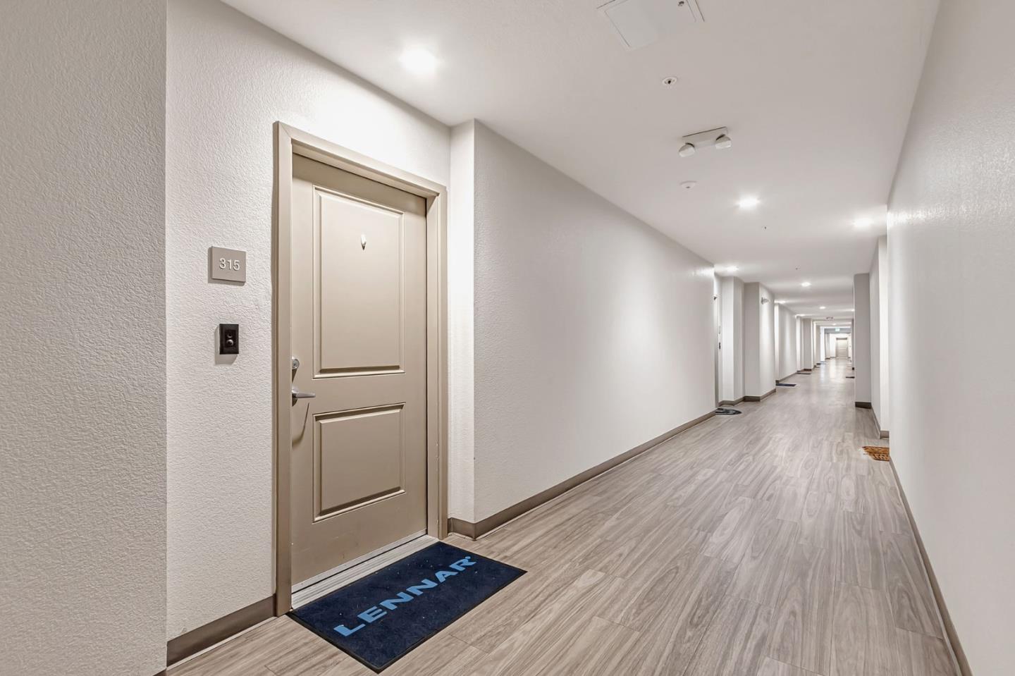 Detail Gallery Image 2 of 55 For 5951 Sunstone Dr #315,  San Jose,  CA 95123 - 2 Beds | 1 Baths
