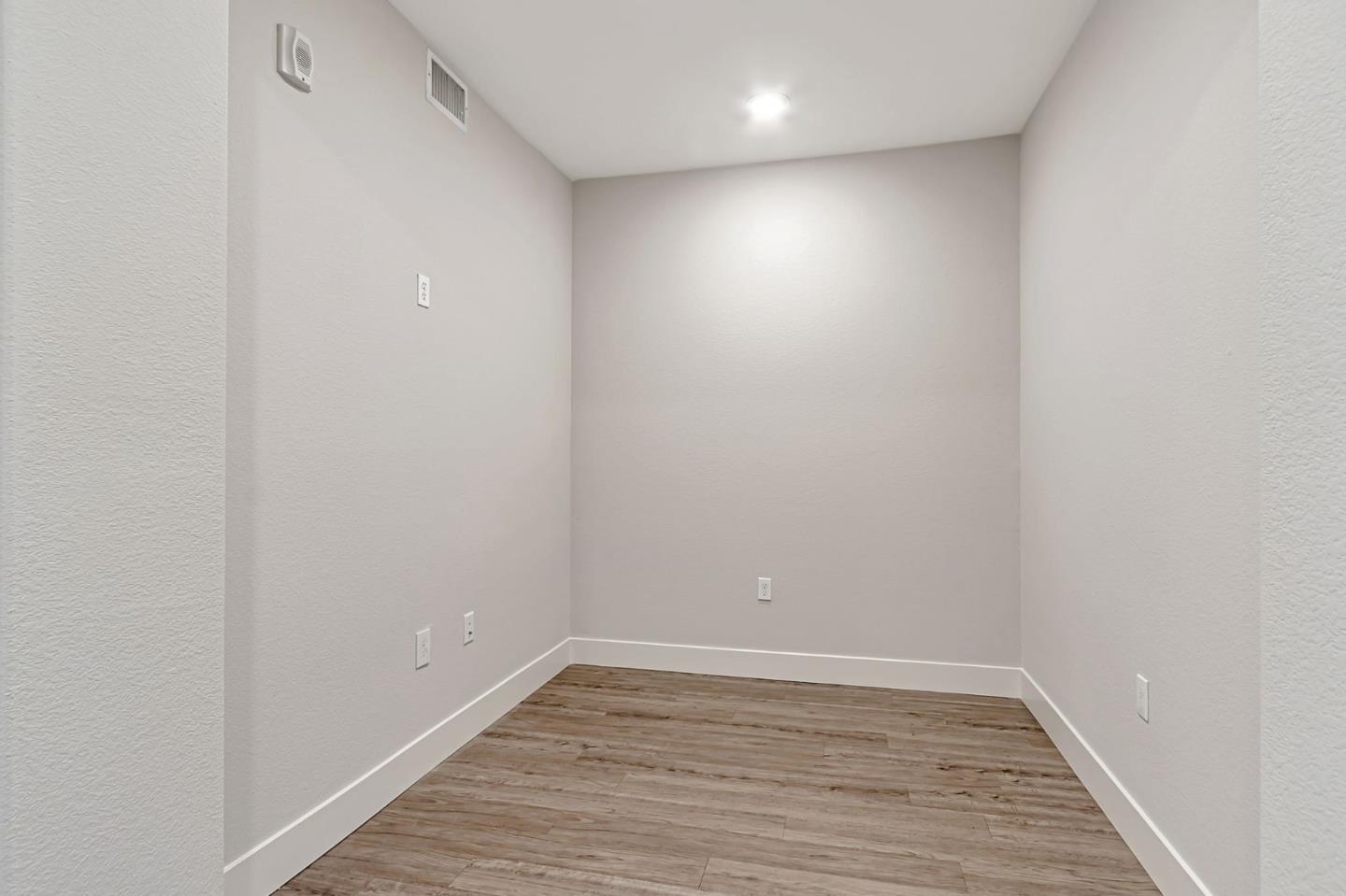Detail Gallery Image 31 of 55 For 5951 Sunstone Dr #315,  San Jose,  CA 95123 - 2 Beds | 1 Baths