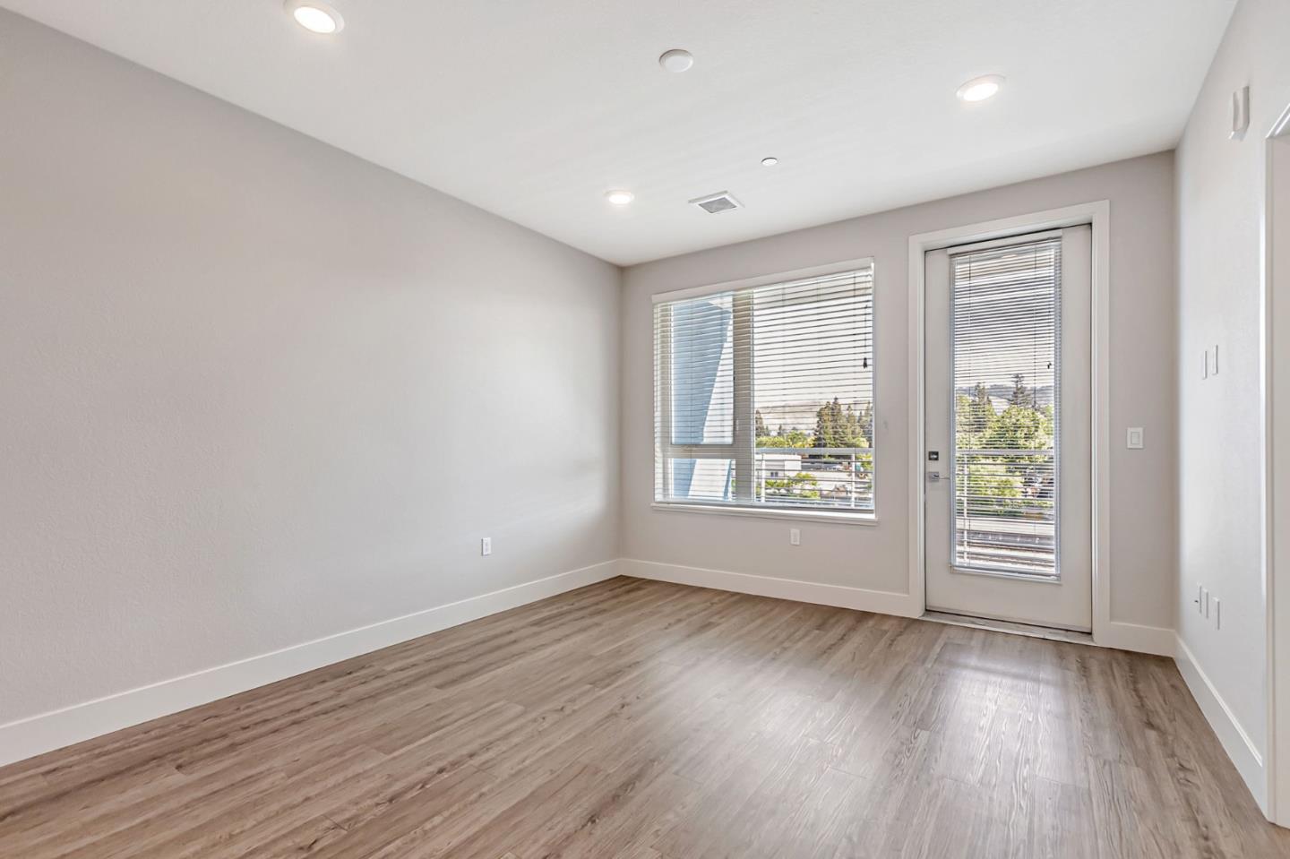Detail Gallery Image 7 of 55 For 5951 Sunstone Dr #315,  San Jose,  CA 95123 - 2 Beds | 1 Baths