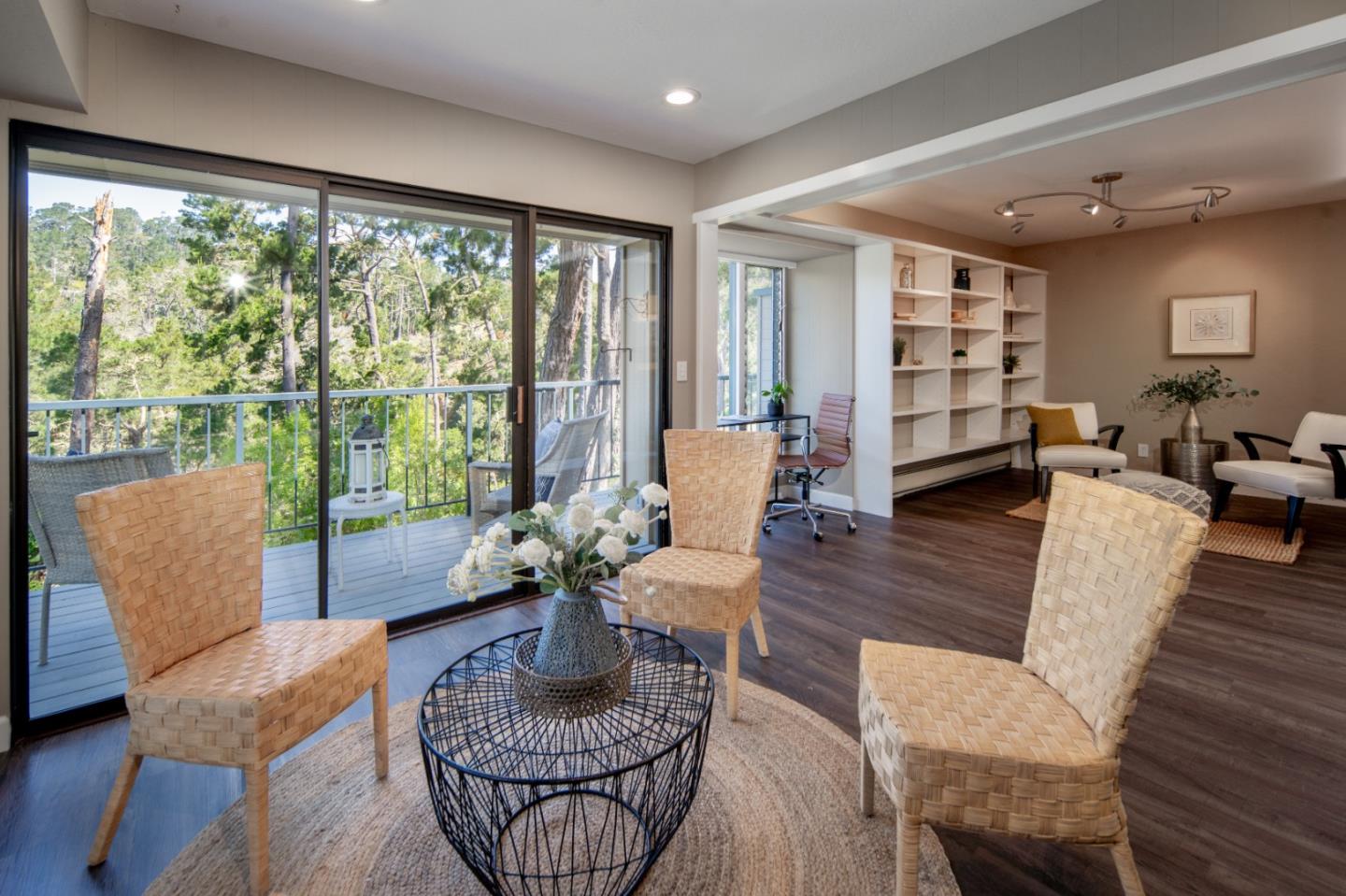 Detail Gallery Image 17 of 33 For 134 Del Mesa Carmel, Carmel,  CA 93923 - 2 Beds | 2 Baths