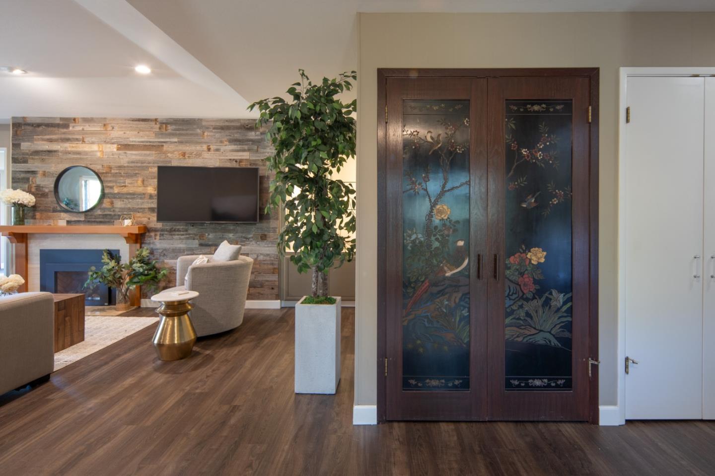 Detail Gallery Image 3 of 33 For 134 Del Mesa Carmel, Carmel,  CA 93923 - 2 Beds | 2 Baths