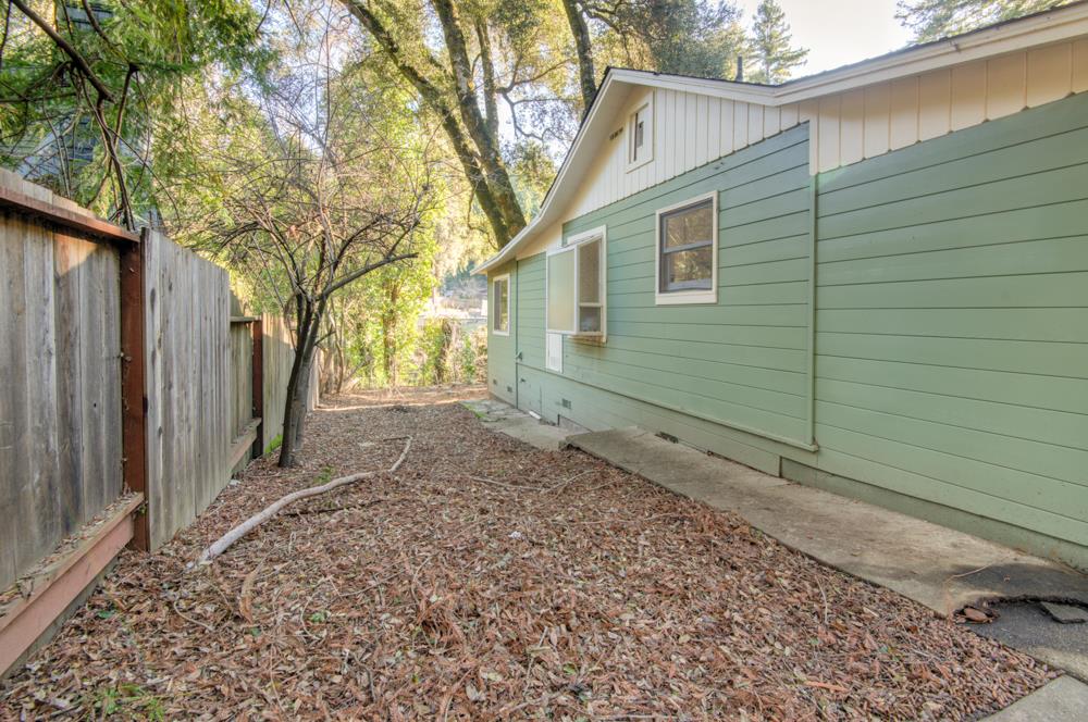 Detail Gallery Image 6 of 24 For 383 Riverview, Boulder Creek,  CA 95006 - 2 Beds | 0 Baths