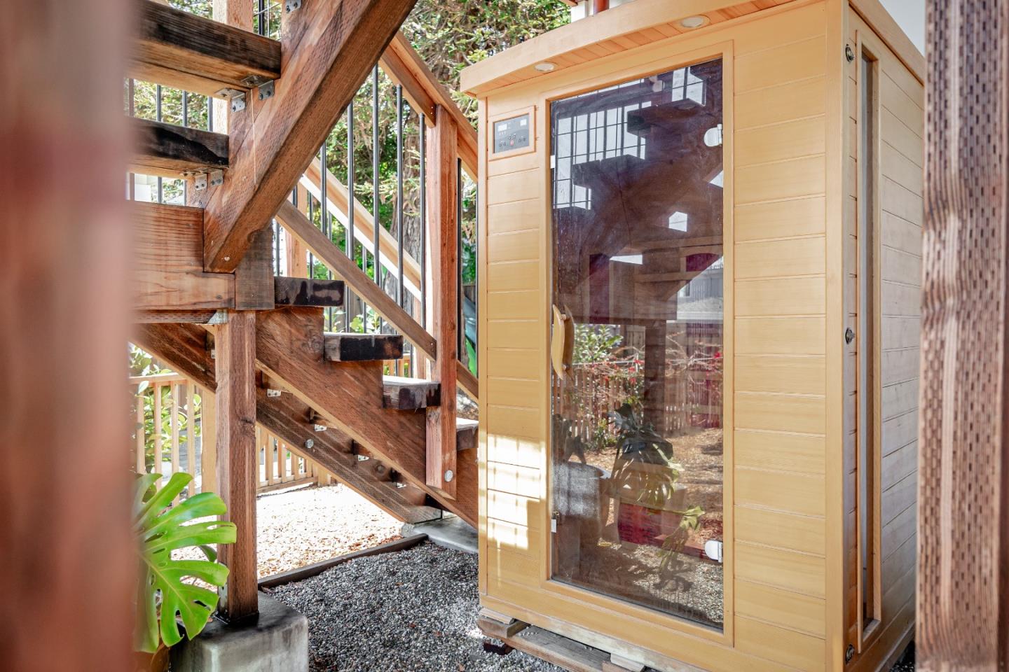 Detail Gallery Image 38 of 50 For 601 Bonnie St, Santa Cruz,  CA 95062 - 3 Beds | 2/1 Baths